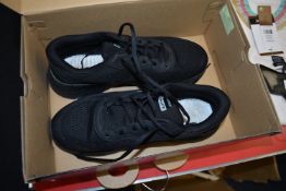 *Skechers Air Cooled Memory Foam Trainers Size: 9 (preworn)