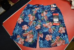 *Kirkland Signature Men’s Swim Shorts Size: M