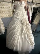 *Donna Sposa Off-White Wedding Dress Size: 10 RRP: £2199