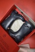 Hunters Original Kid’s Gloss Navy Wellies Size: 12 (preworn)