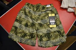 *Kirkland Signature Men’s Swim Shorts Size: S