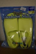 32 Degrees Cool Kid’s Yellow Cushion Sliders Size: L 1-2