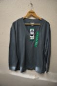 *Orvis Women’s Blue V-Neck Top Size: XL