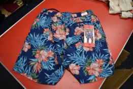 *Kirkland Signature Men’s Swim Shorts Size: M