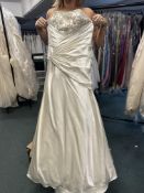 *Juliet Ivory Wedding Dress Size: 10 RRP: £650