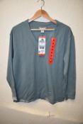 *Orvis Women’s Blue V-Neck Top Size: M