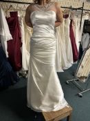 *Venus Bridal Ivory Wedding Dress Size: 10 RRP: £899