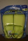 32 Degrees Cool Kid’s Yellow Cushion Sliders Size: L 1-2
