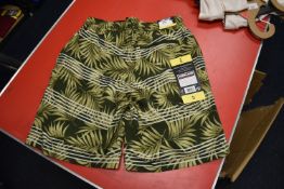 *Kirkland Signature Men’s Swim Shorts Size: S