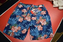 *Kirkland Signature Men’s Swim Shorts Size: M