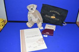 Richard Steiff Teddy Bear with Dust Bag Certificate No. 3286 Items No. 420467