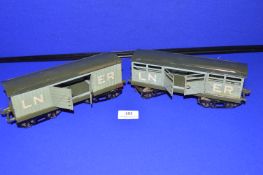 Two Hornby O Gauge Tinplate Cattle Brands