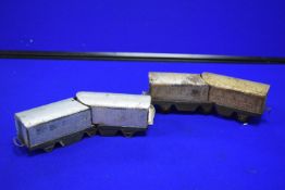 Two Hornby O Gauge Silver Link Articulated Passenger Coaches 1930’s