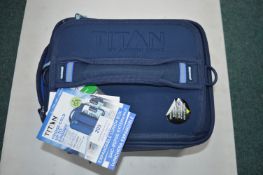 *Titan Expandable Lunchbox