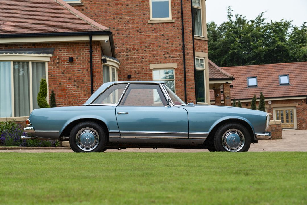 1967 Mercedes-Benz 230SL Desirable UK-supplied example, exhaustively restored - Image 5 of 6