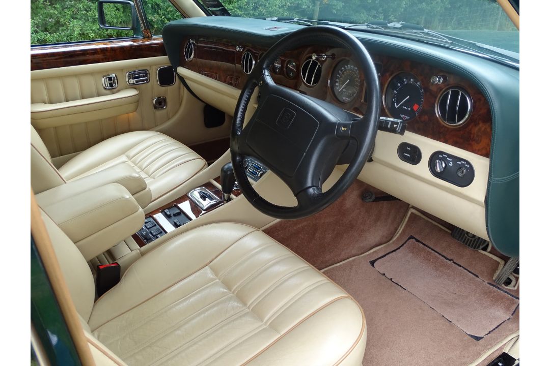 1994 Bentley Brooklands Just 25,000 miles from new - Image 2 of 3