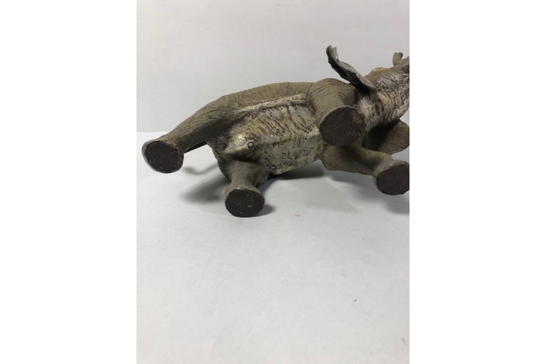 Statue of an Elephant in cold painted bronze approximately 20cm high - Image 9 of 10