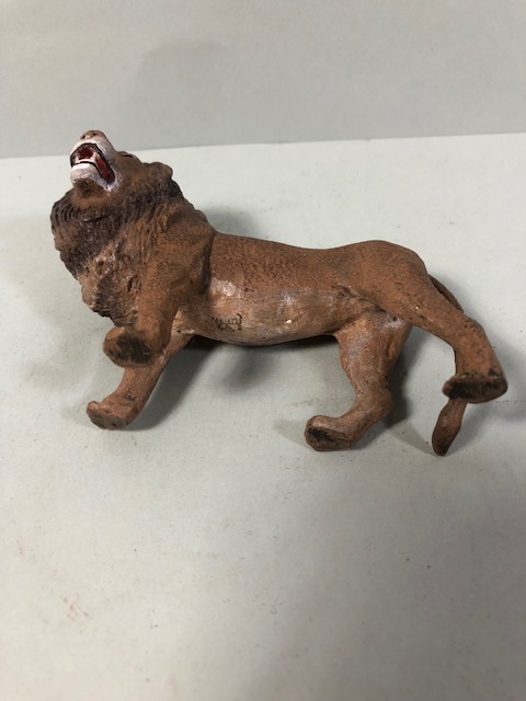 Cold painted bronze figure of a Lion approximately 9cm - Image 5 of 6