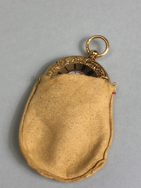 18ct Gold half hunter pocket fob watch with royal blue roman numerals, opening to white enamel - Image 8 of 9