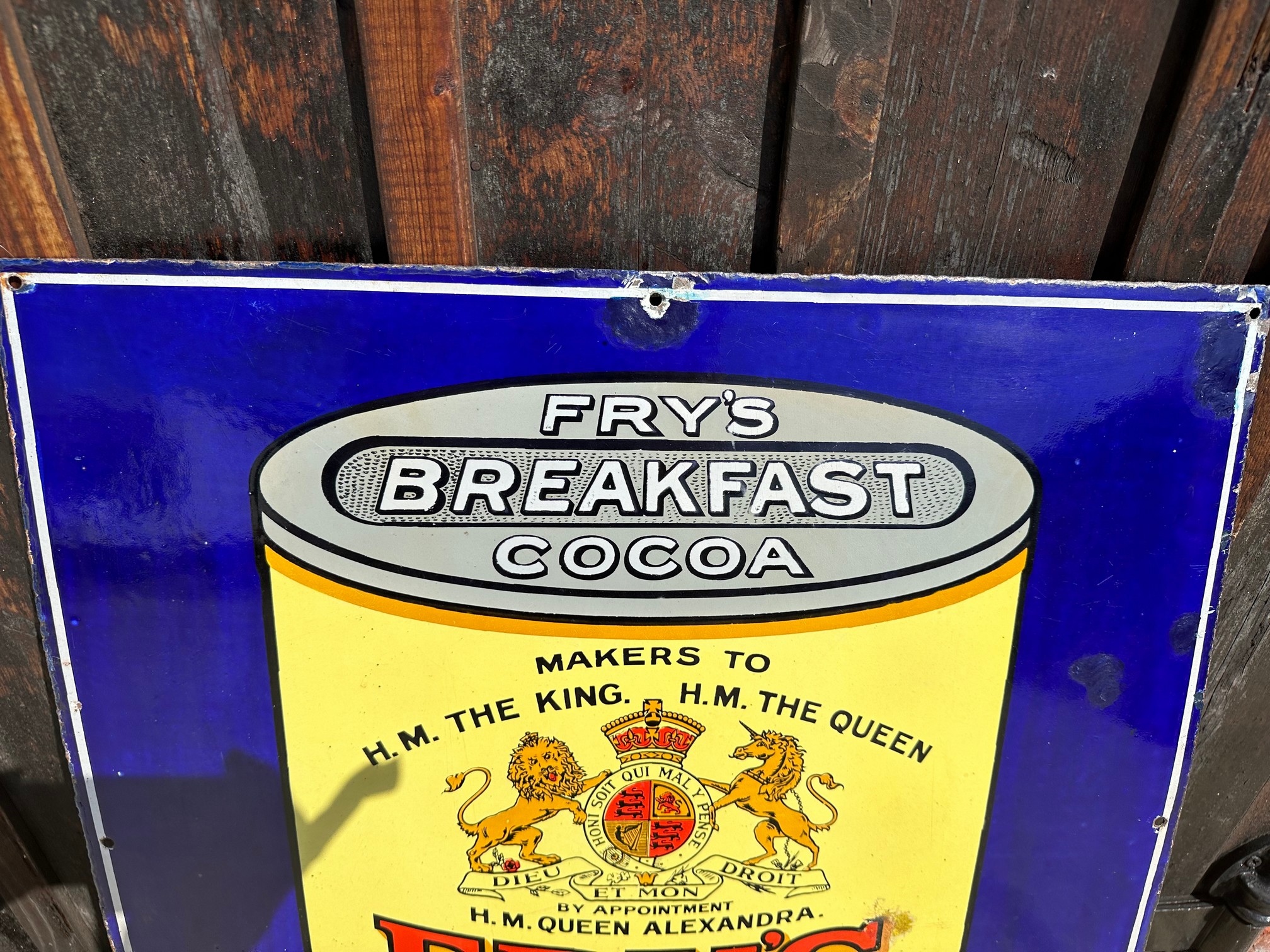 A large Fry's Pure Breakfast Cocoa pictorial enamel advertising sign depiciting a 4 1/2lb tin of - Image 3 of 9