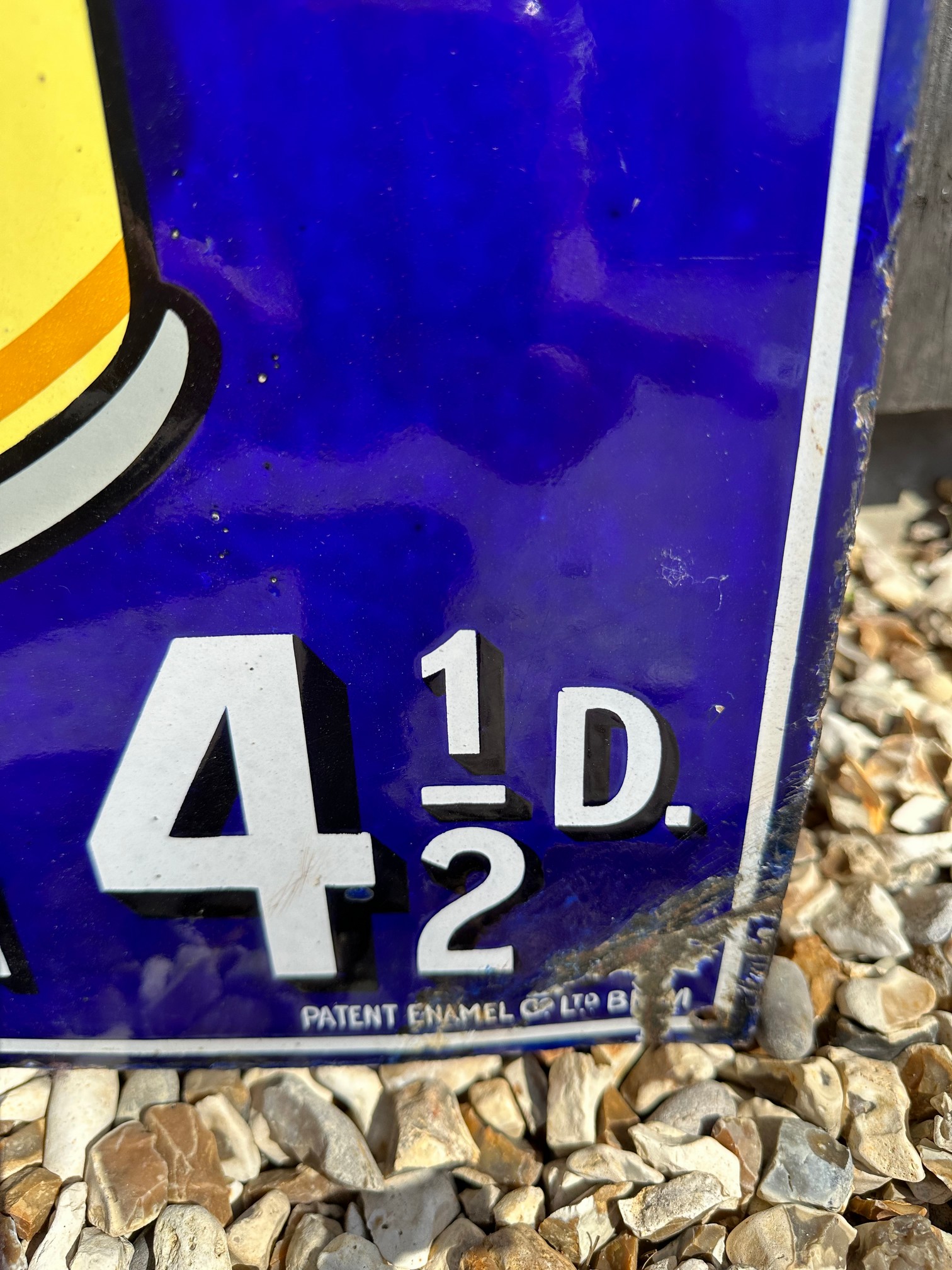 A large Fry's Pure Breakfast Cocoa pictorial enamel advertising sign depiciting a 4 1/2lb tin of - Image 8 of 9