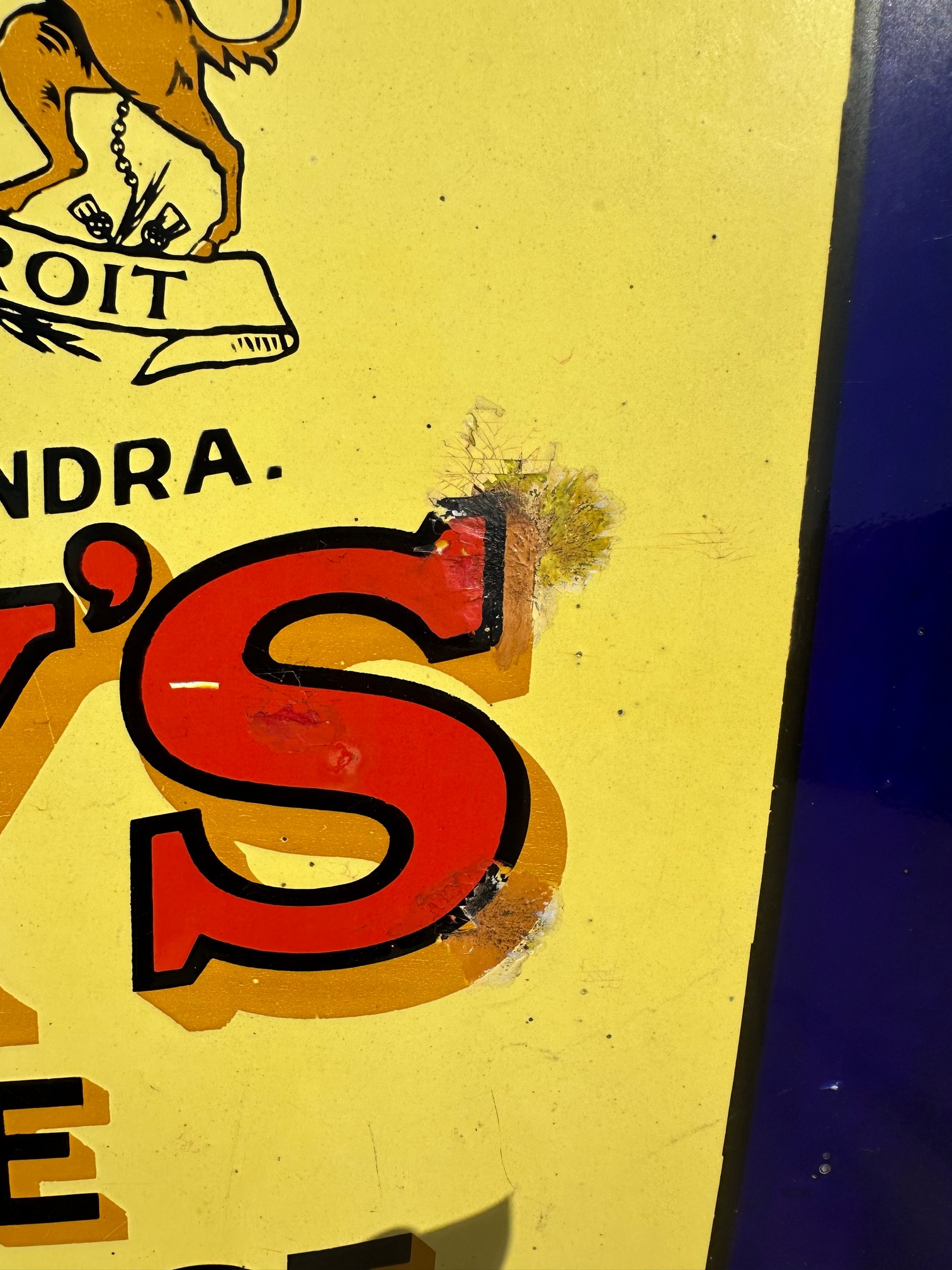 A large Fry's Pure Breakfast Cocoa pictorial enamel advertising sign depiciting a 4 1/2lb tin of - Image 6 of 9