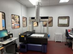 MITUTOYO microcord crysta-apex coordinate measuring machine