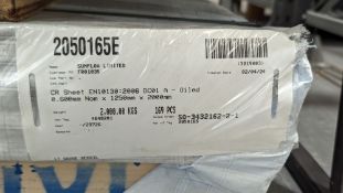 Single pallet of 0.6mm x 1.25m x 2m sheet steel stock