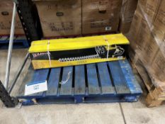 (1) WILKS USA Petrol hedge trimmer