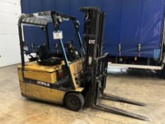 Caterpiller electric ride on fork truck