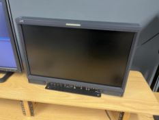 JVC DT-E21L4 multi format LCD monitor