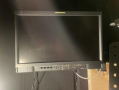 JVC DT-E21L4 multi format LCD monitor