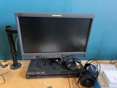 JVC DT-E21L4 multi format LCD monitor