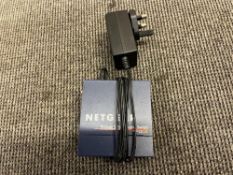 NetGear Prosafe 5 Port Gigabit Switch GS105