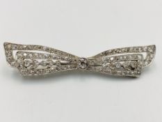 18ct white gold and diamond bow brooch