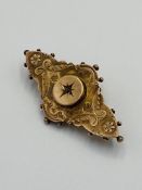 9ct gold brooch