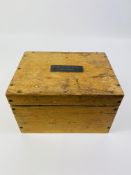 A mid 20th century cased set of Dynamometer T weights