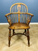 Mid 19th century oak and elm low back Windsor chair