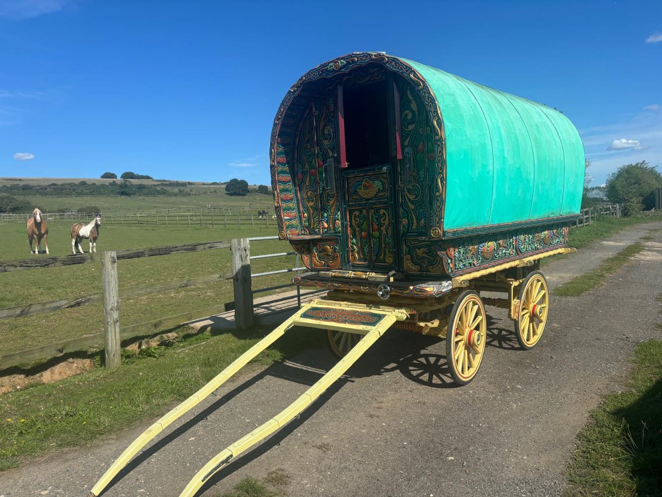 Horse-Drawn Vehicles, Saddlery and Tack, Harness, Sundry Accoutrements, Equestrian Pictures, Models & Books