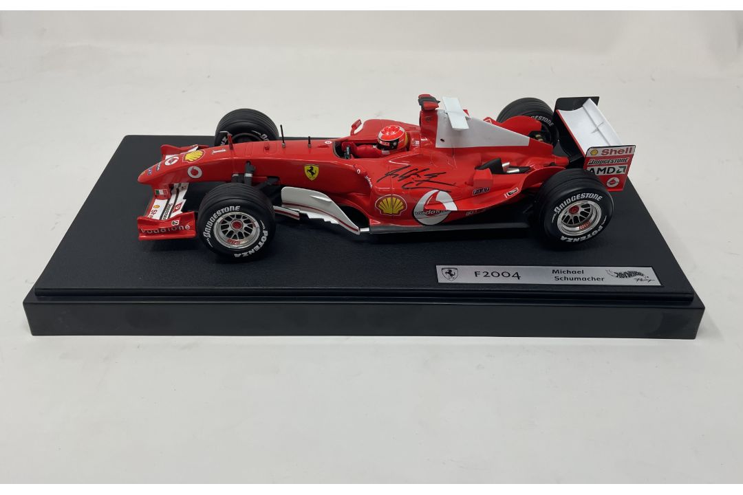 Signed 1:12th Scale Hand-Built Model of Nigel Mansell CBE's 641/2 1990 Ferrari  - Image 3 of 5
