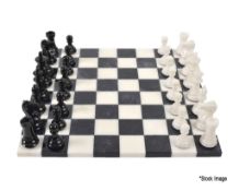 1 x PURLING Stone Chess Set Black And White - Boxed - RRP £950 - Ref: 6589203/HOC144/HC6 - CL987 -