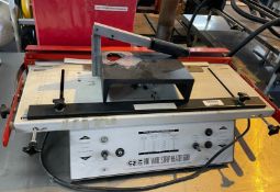 1 x CR Clarke Hot Wire Strip Heater 600 - 240v