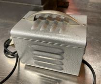 1 x Heayberd 240-110v Autotransformer