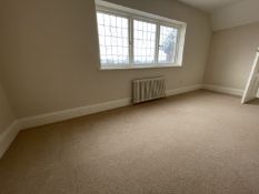 1 x Luxury Wool Master Dressing Room Carpet in a Neutral Tone with Premium Underlay