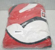 1 x Rolling Stones Large Fleece Blanket - Features the Iconic Tongue and Lips Logo on the Back -