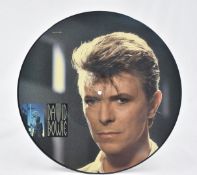 1 x DAVID BOWIE 12 Inch Vinyl Picture Disc Record - LOVING THE ALIEN - EMI Records 1984 15 EAP 195B