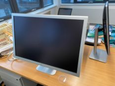 1 x Apple Monitor and 1 x Dell Monitor