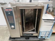 1 x Rational 10 Grid Combi Oven - Please Read The Description