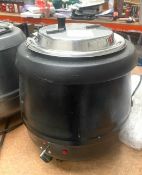 2 x Soup Kettles - Colour: Black - Ref: YCB033 - CL908 - Location: Kent, ME20