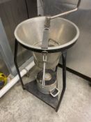 1 x Triturator With Stand - Helps You Prepare Purees and Juices - Approx RRP £1,100